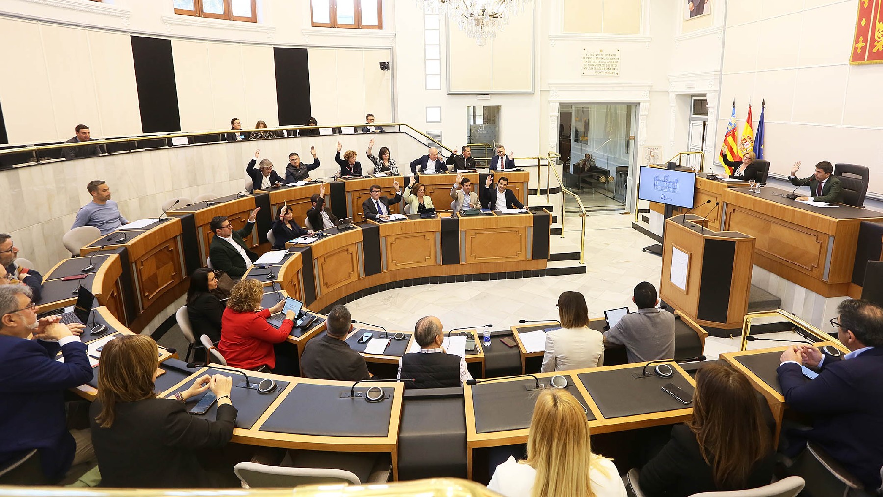 Una imagen del Pleno de este martes en la Diputación de Alicante.