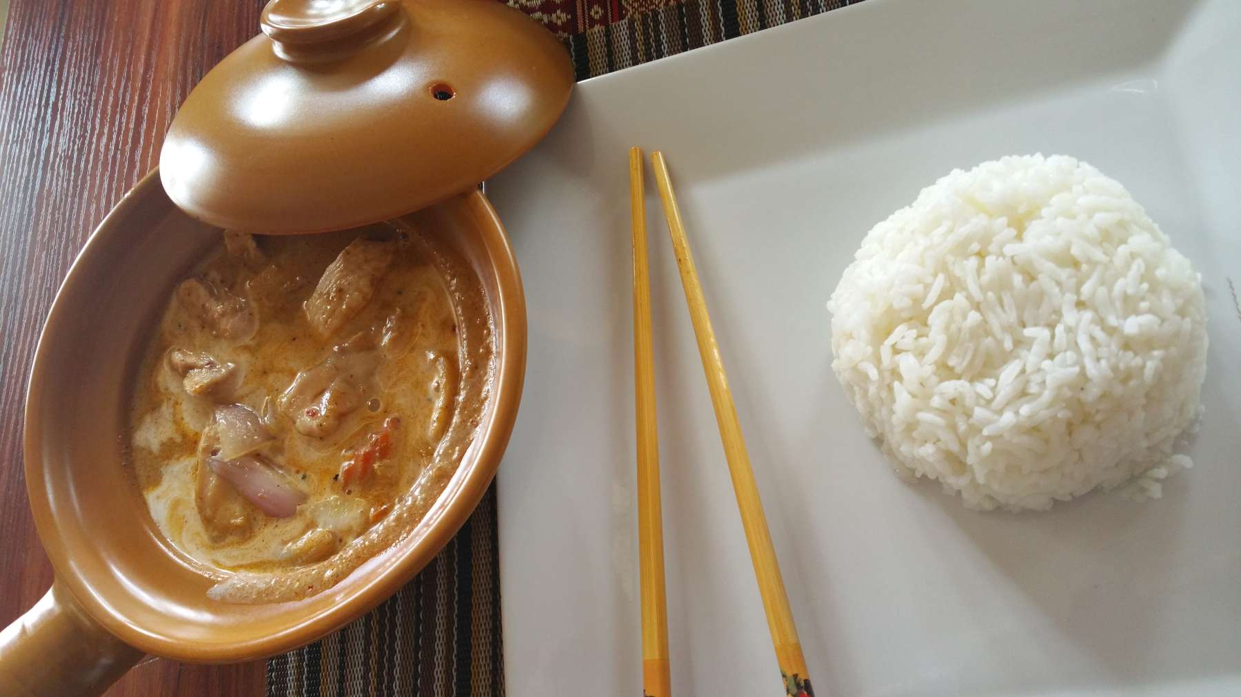 Curry de pollo y coco