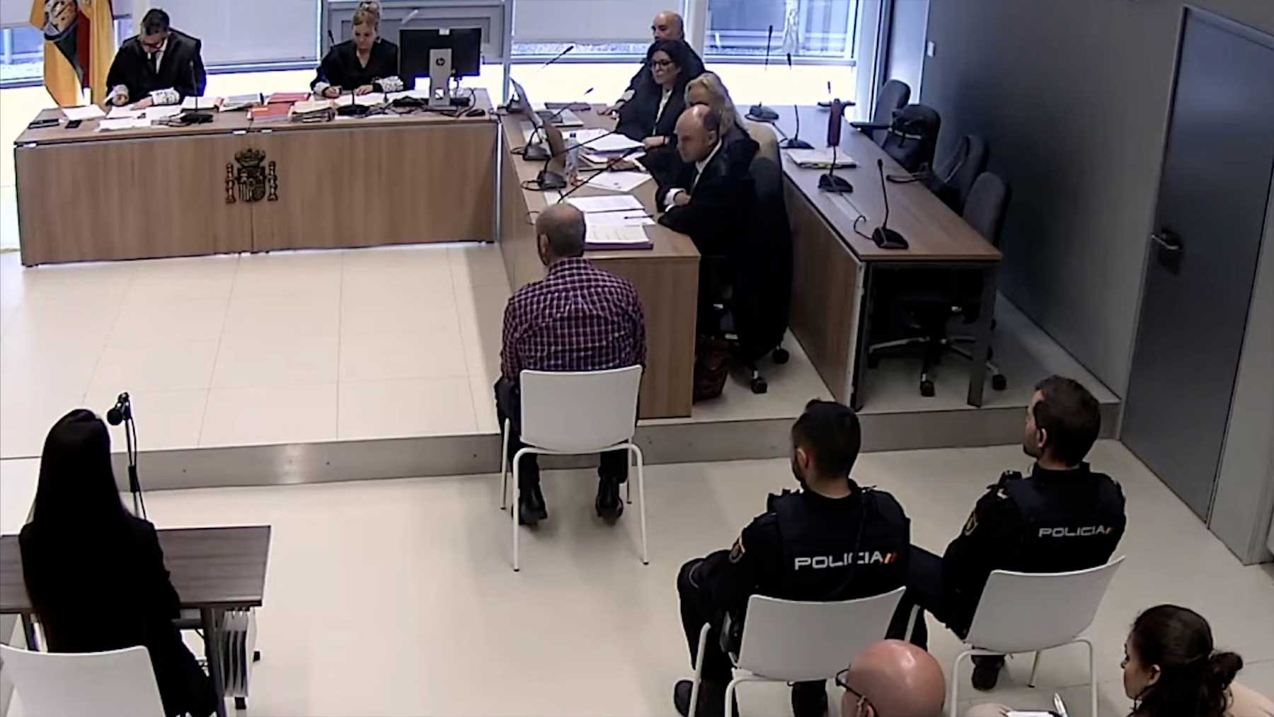 La Policía Local de Lardero rechazó una denuncia contra el pederasta días antes de que matara a Álex