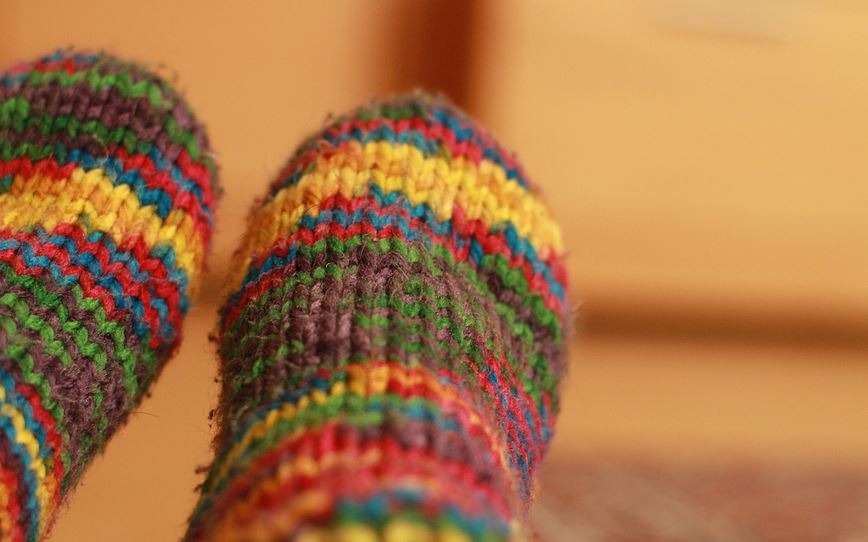 ¡No los tires!: así puedes aprovechar los calcetines con agujeros