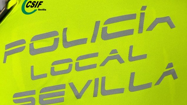 Nuevos uniformes de la Policía Local de Sevilla: 1,2 millones de euros en ropa con las letras caídas