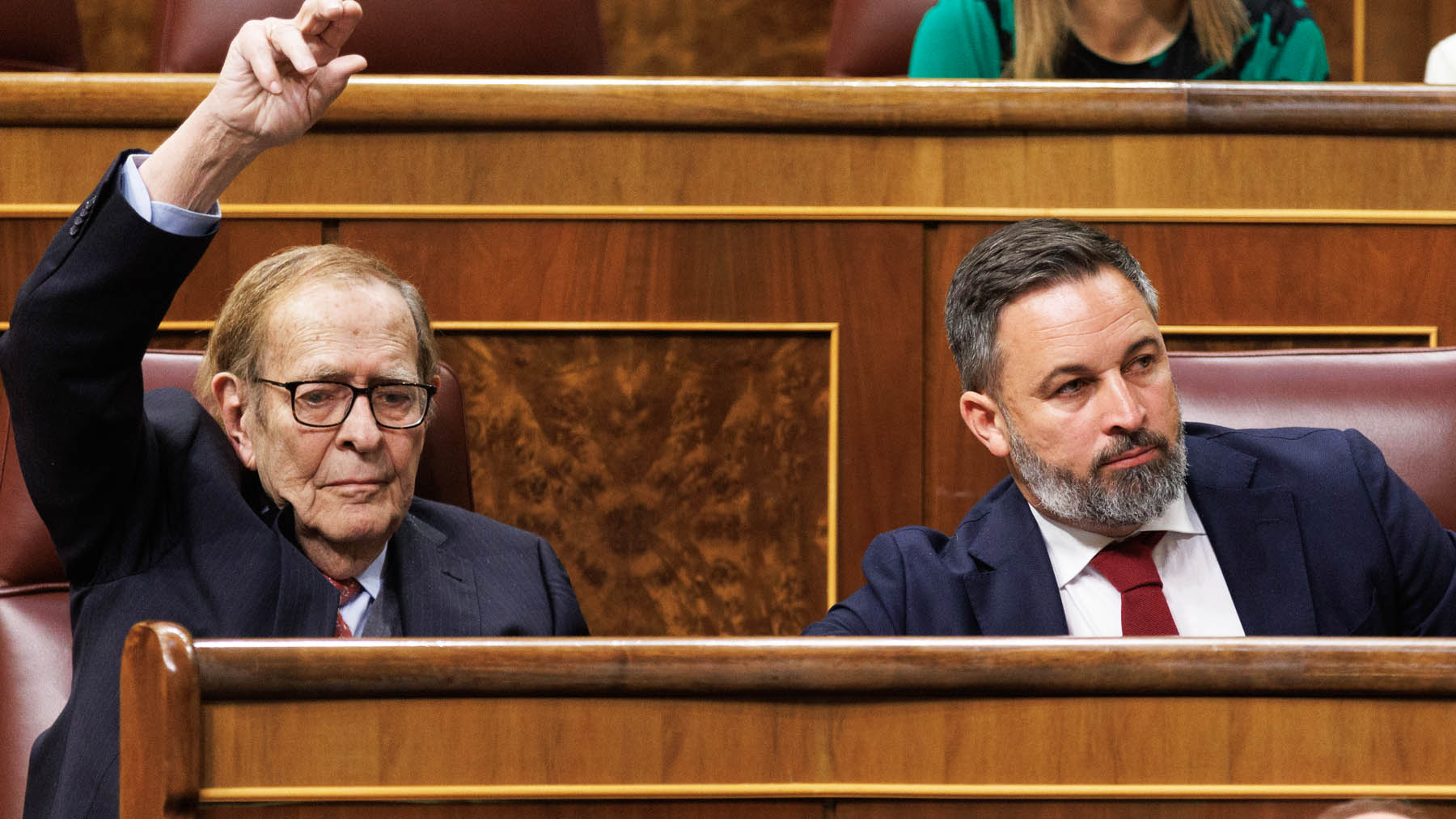 Ramón Tamames y Santiago Abascal durante la moción de censura (Foto: EP).