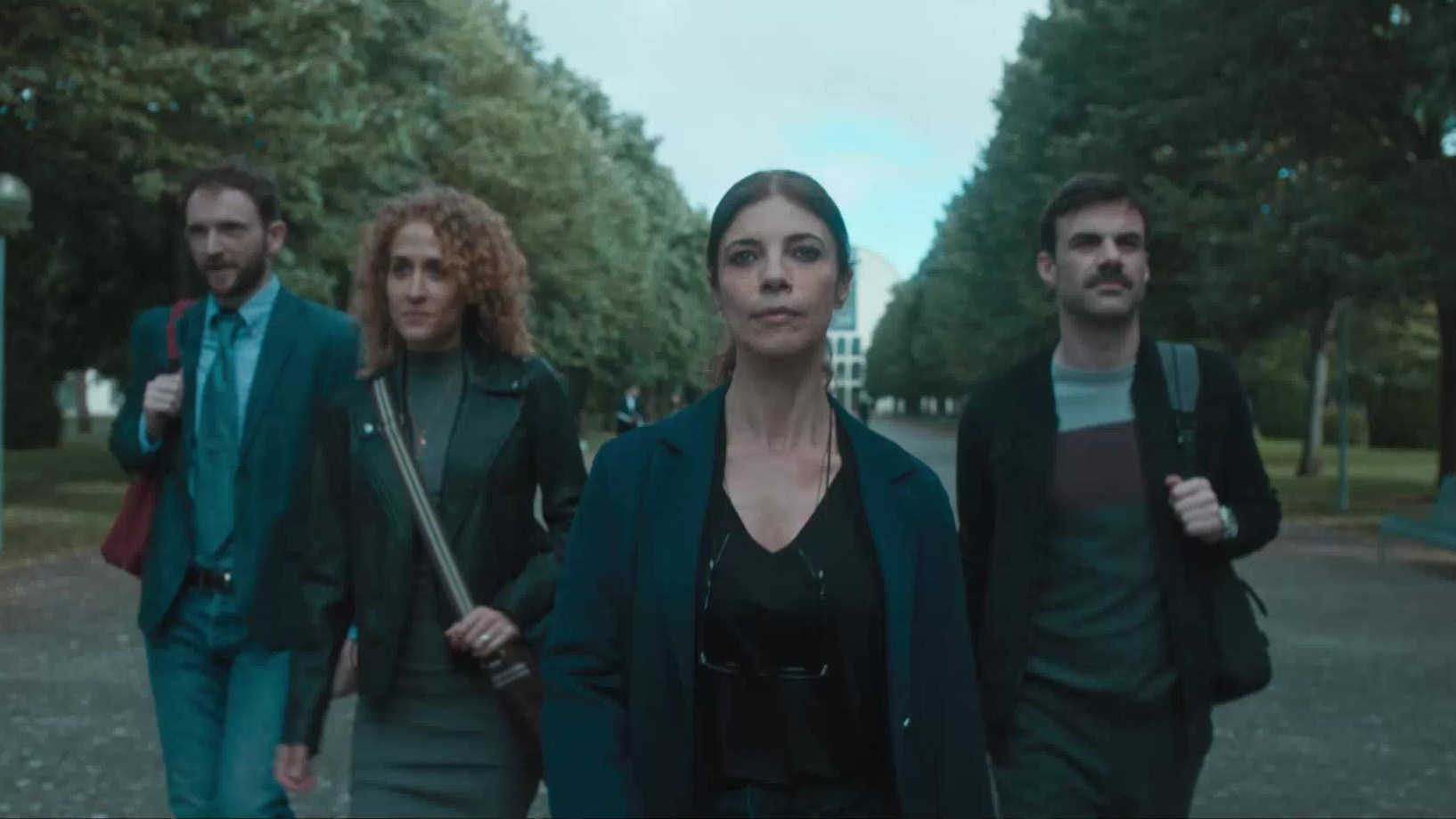 La miniserie española de Netflix que está arrasando: para verla del tirón