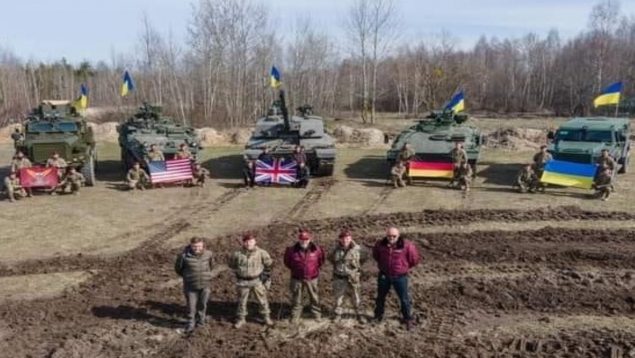 Ucrania cuenta ya con carros de combate alemanes, británicos y de EEUU