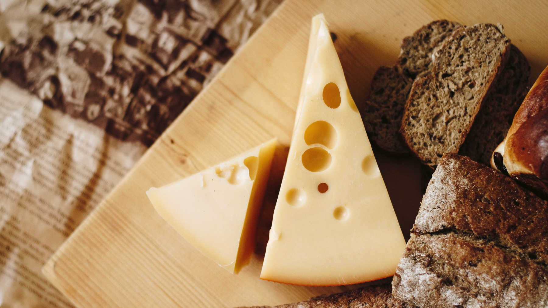 El truco infalible de un nutricionista para que el queso no engorde