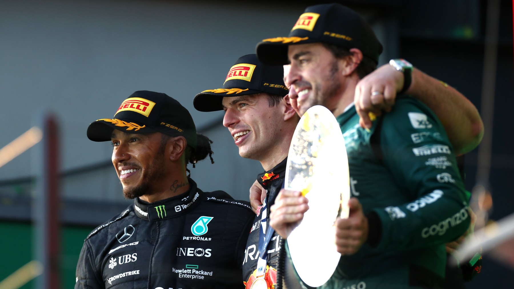 Hamilton, Verstappen y Alonso, en el podio de la última carrera de Fórmula 1. (Getty)