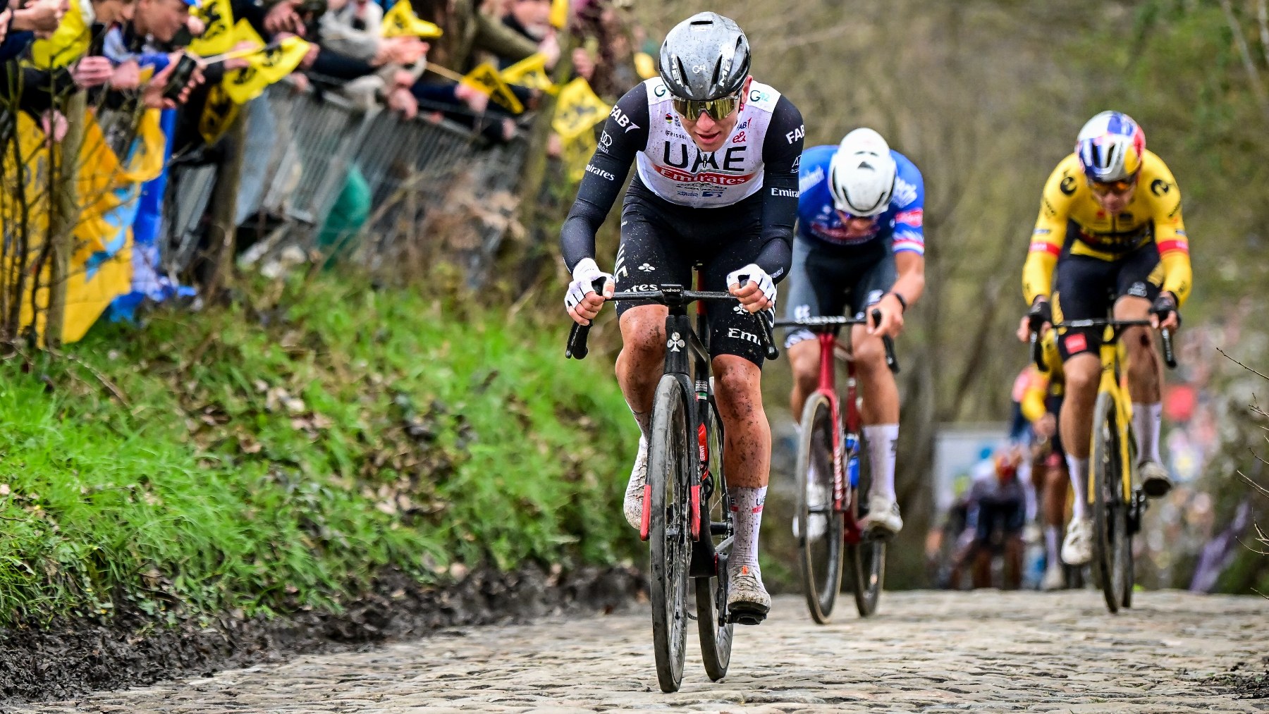 Tadej Pogacar, durante el Tour de Flandes. (AFP)