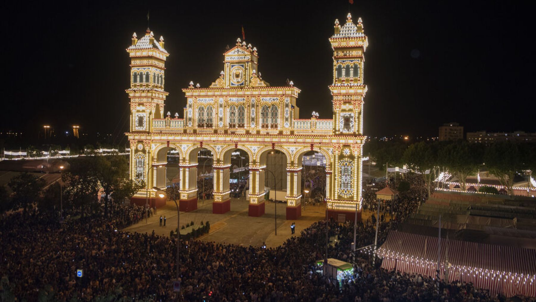 Todo sobre el Alumbrao de la Feria de Abril