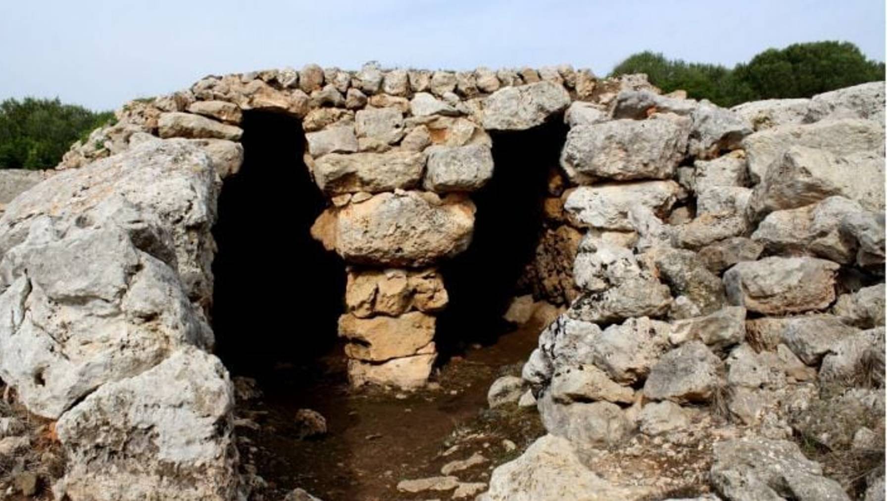Restos de un poblado prehistórico de Menorca. (EFE)
