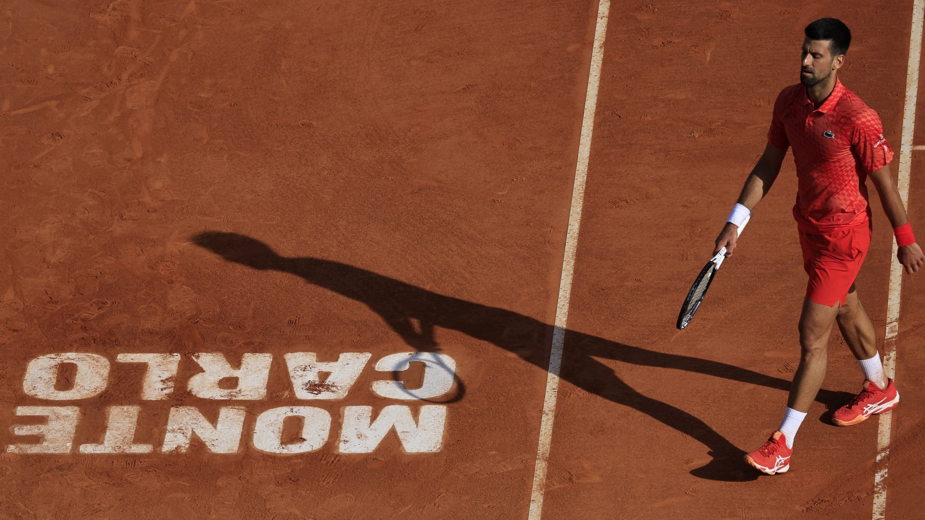 Djokovic, en su partido en el Masters 1000 de Montecarlo. (AFP)