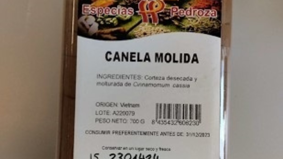 Canela molida de la marca Especias Pedroza.