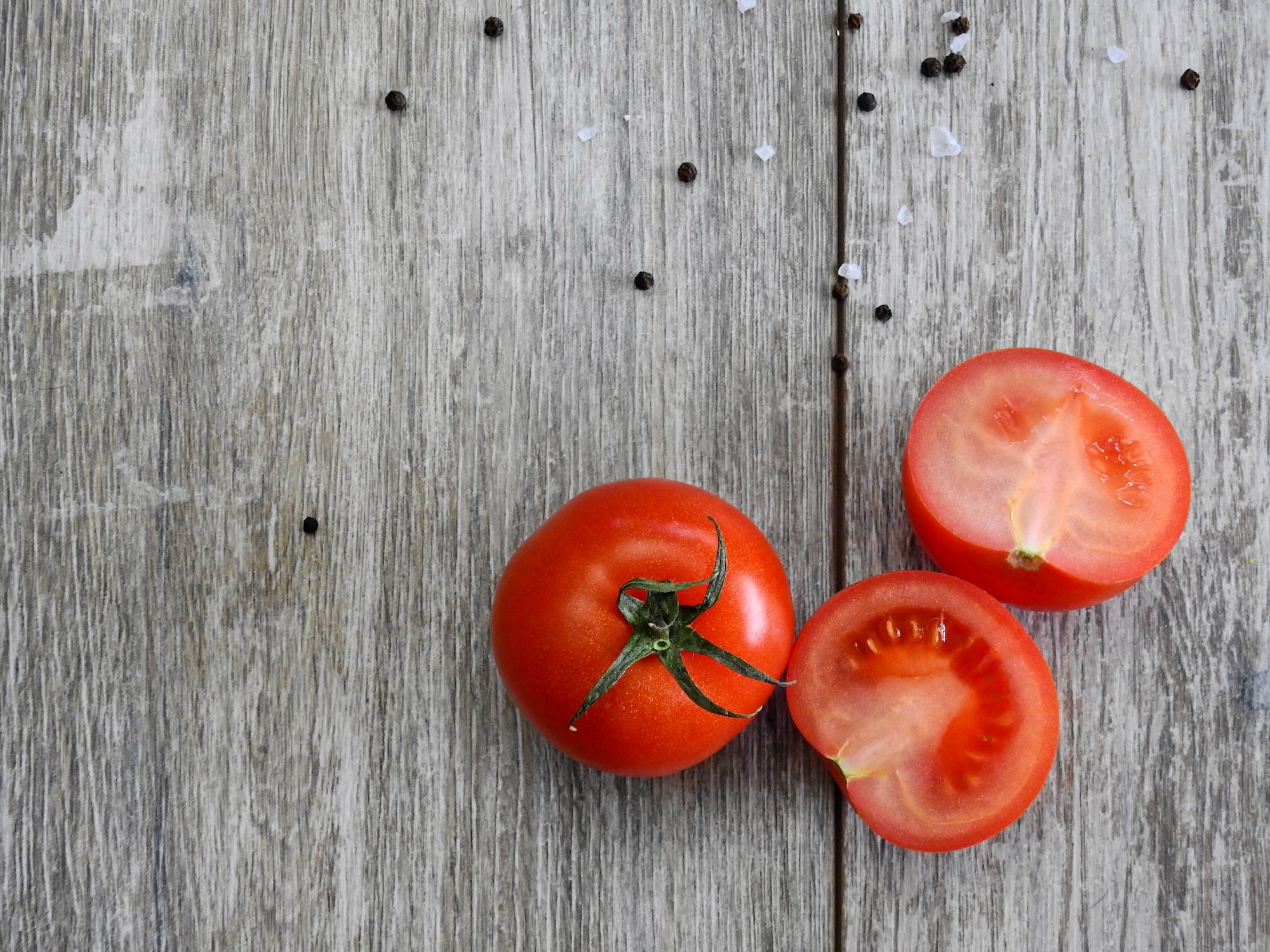 Te descubrimos cómo saber si el tomate tiene alguna enfermedad en la huerta