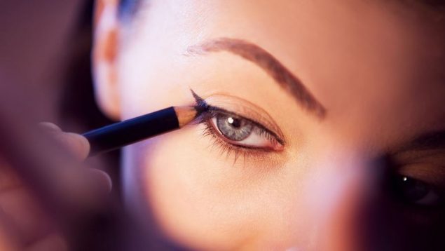 Los trucos para conseguir el 'eyeliner' alado del que todo el mundo habla
