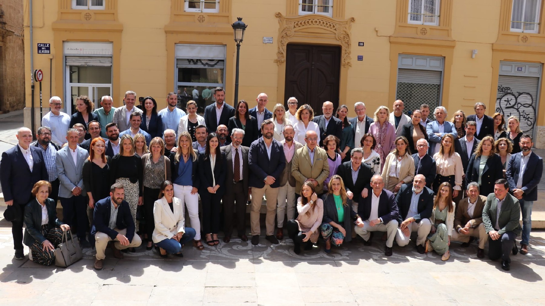 Los candidatos de Vox al Ayuntamiento de Valencia y a las Cortes Valencianas por la provincia de Valencia con Espinosa de los Monteros.