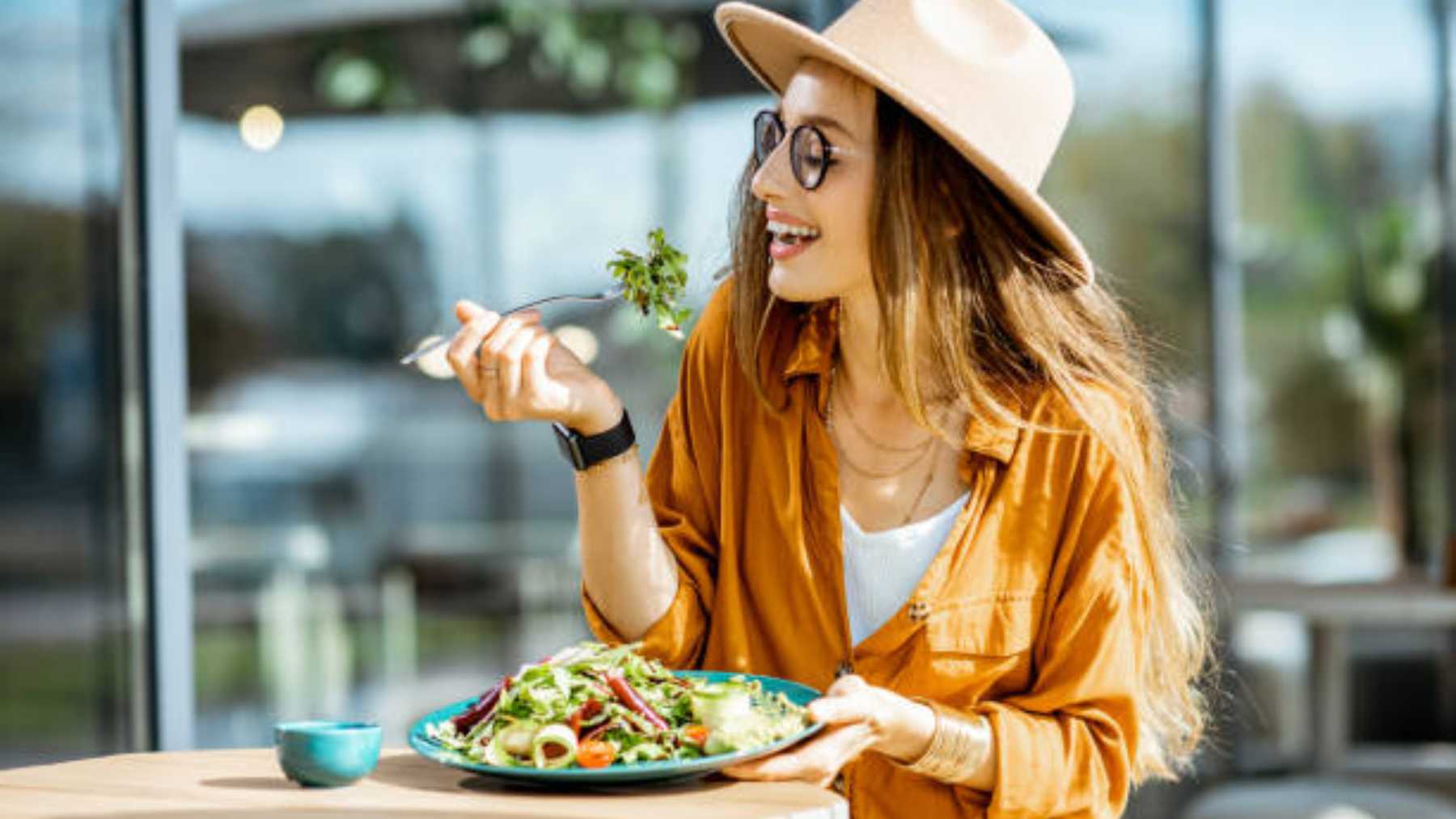 alimentación saludable comer fuera