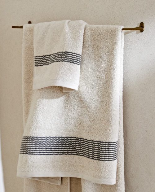 La nueva colección de toallas para el baño son todo un éxito en Zara Home