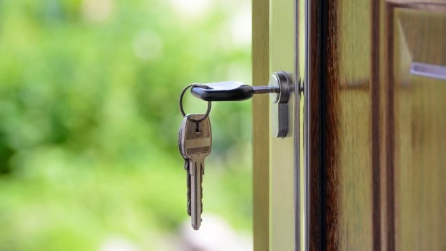 Estos serían tus derechos si un okupa entra en tu casa: ha cambiado todo