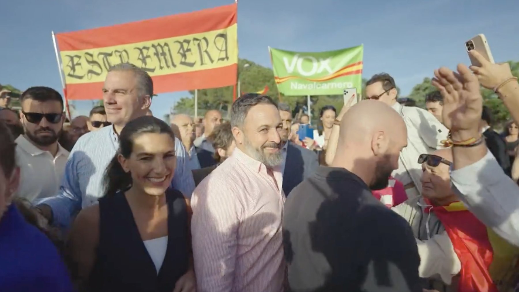 Santiago Abascal junto a Rocío Monasterio y Javier Ortega Smith.