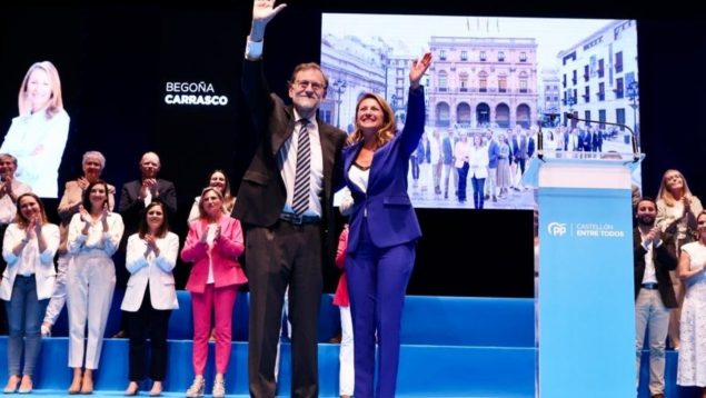 Rajoy: «Si los socialistas continúan mucho tiempo, los okupas entrarán en las casas con gran ovación»