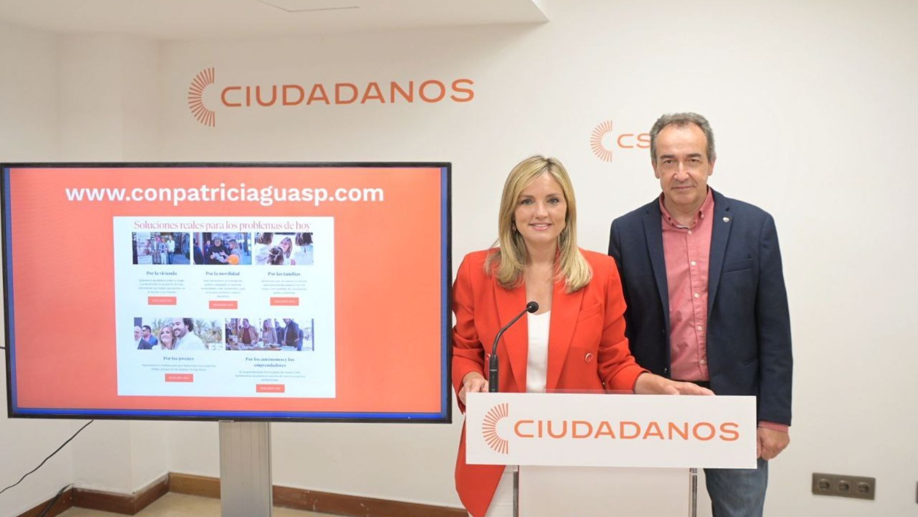 Patricia Guasp junto a Juanma Gómez.