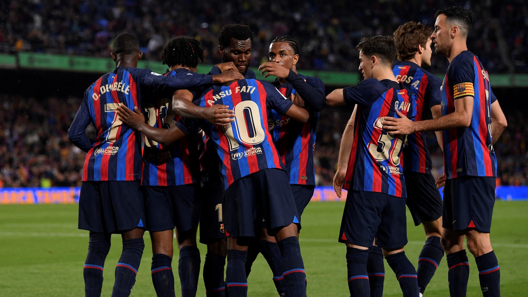 Los jugadores del Barcelona celebran un gol. (AFP)