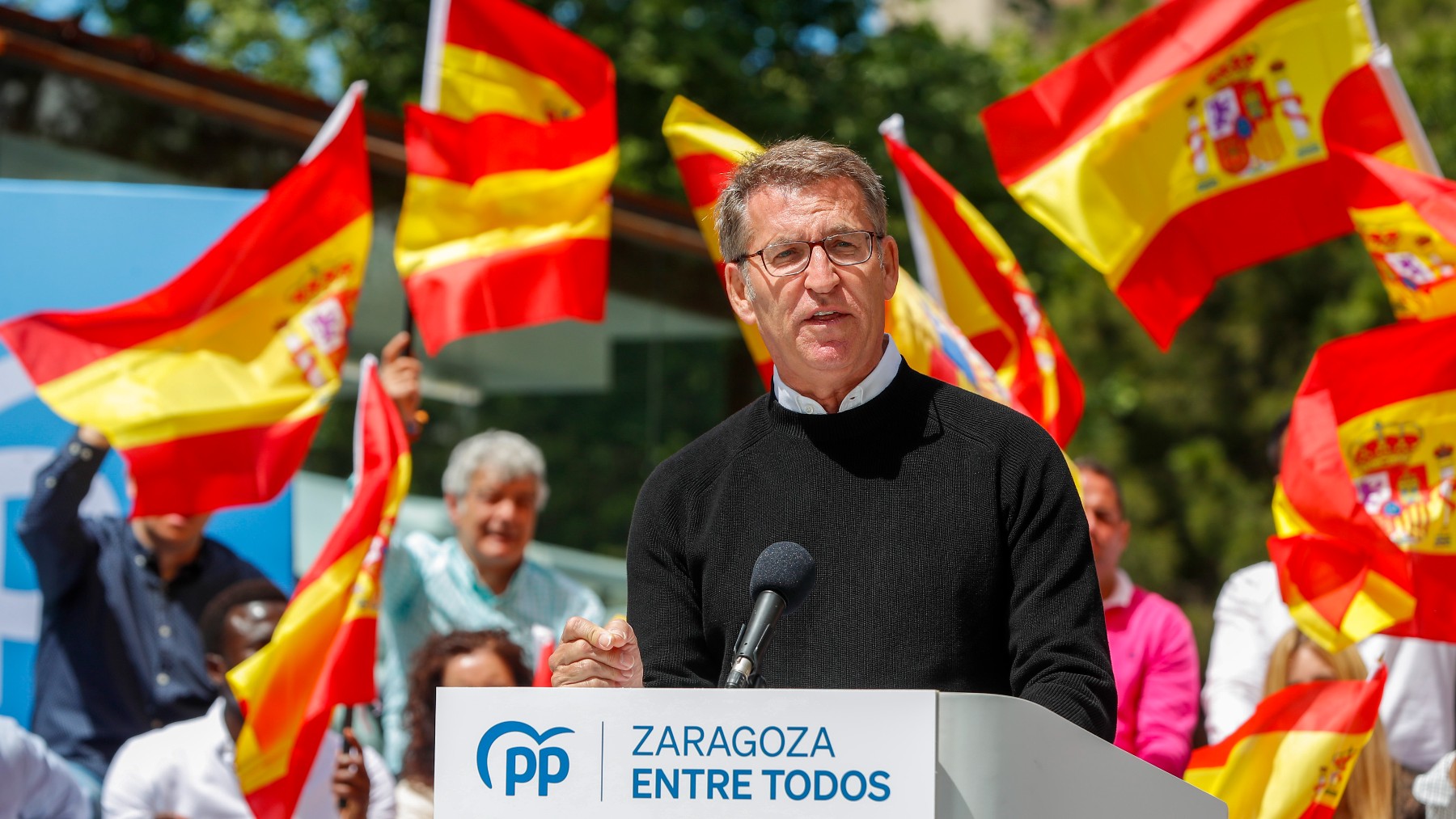 Feijóo este domingo en Zaragoza. (Foto: EFE)