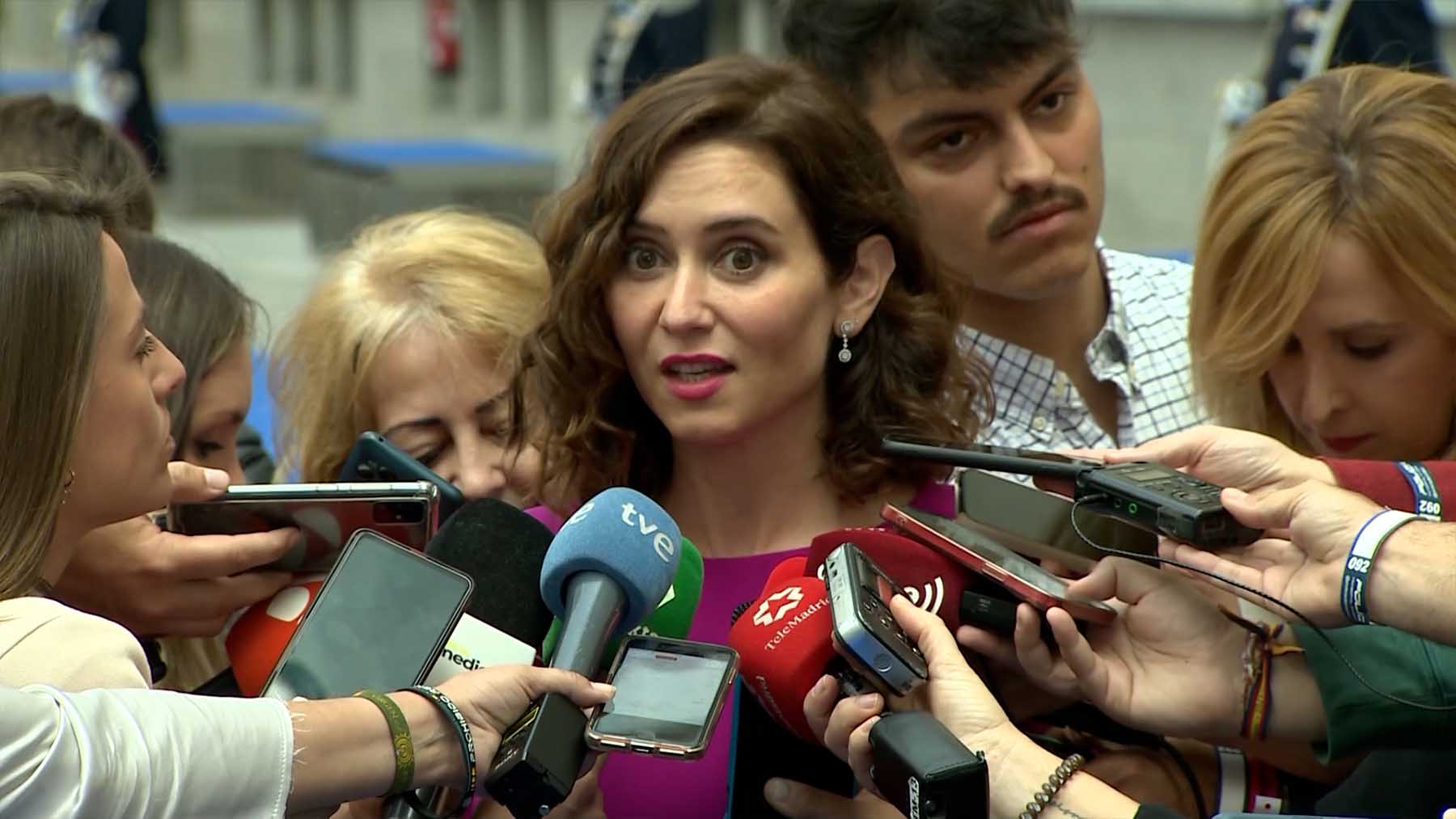 Ayuso pide estudiar la ilegalización de Bildu