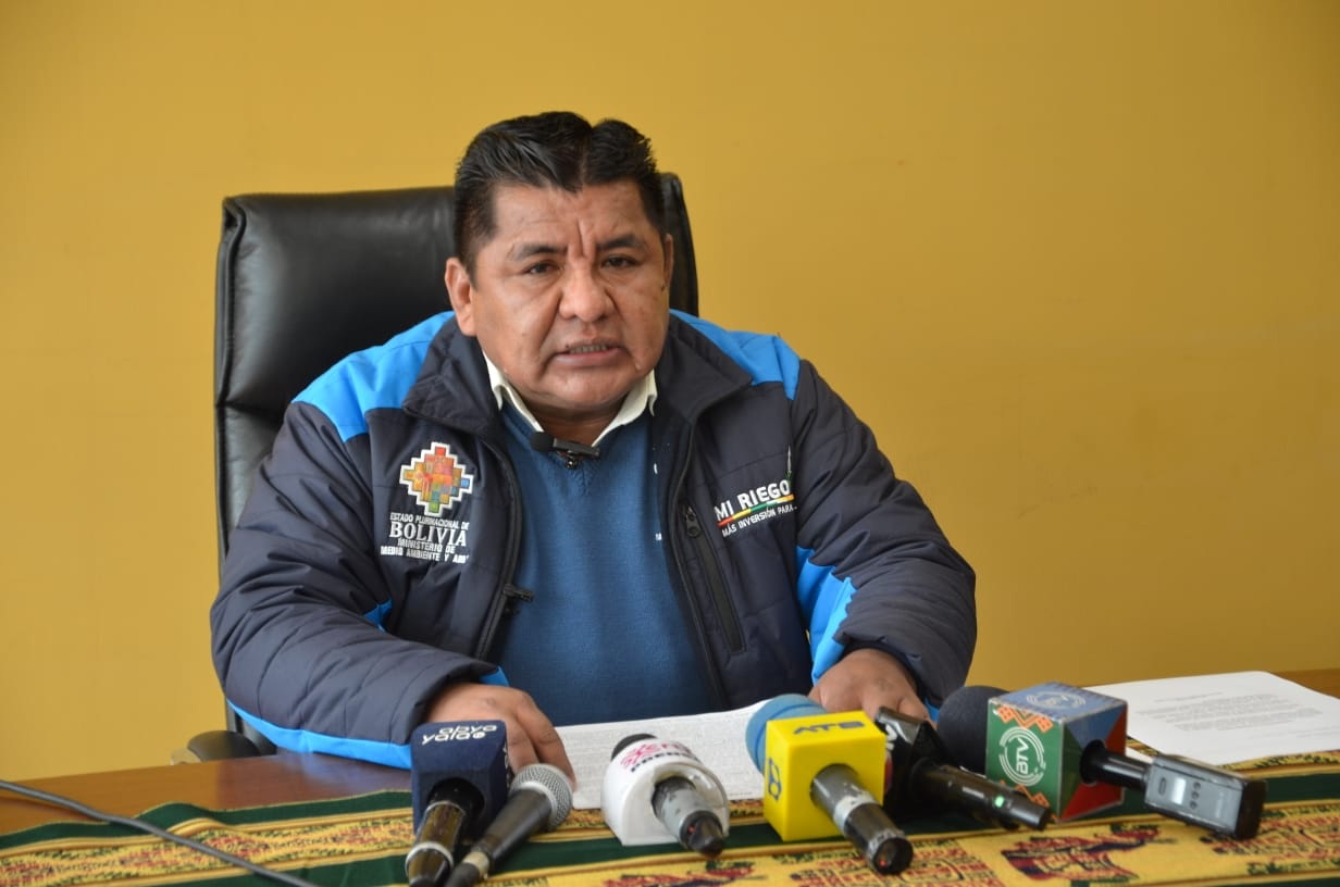 El hasta ahora ministro boliviano Juan Santos Cruz