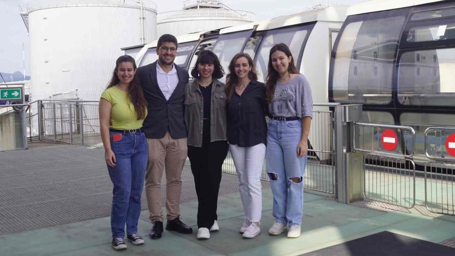 Los alumnos de la UIB ganadores del concurso: Inès Capilla, Mario Valverde, Maria Binimelis, Neus Munar y Francisca Tomàs.