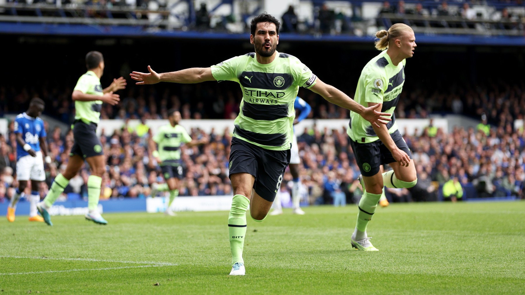 Gündogan celebra un gol del City. (Getty)