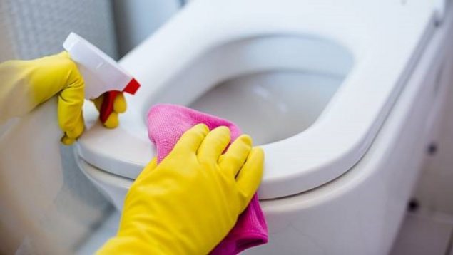 Los productos de limpieza que la OCU recomienda no utilizar en casa