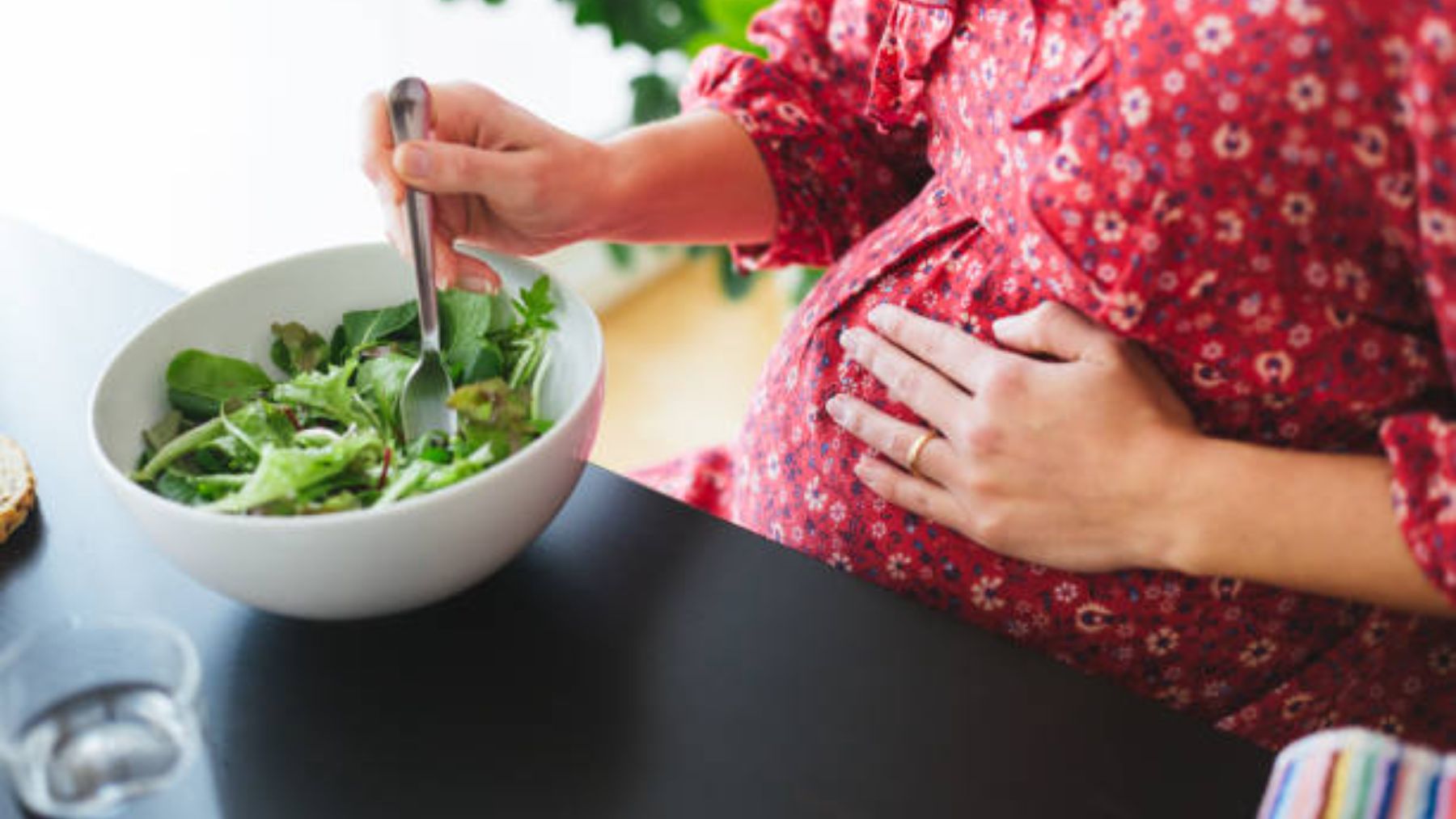 ¿Se puede comer en el momento de dar a luz?