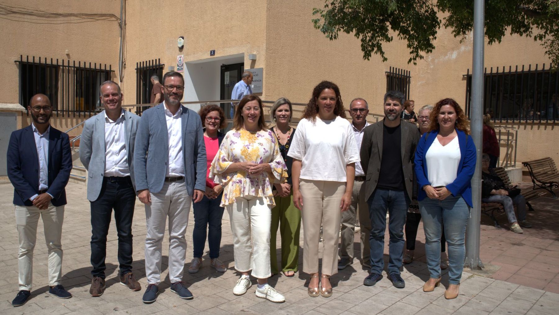 Francina Armengol en el centro durante un acto de campaña del PSOE.