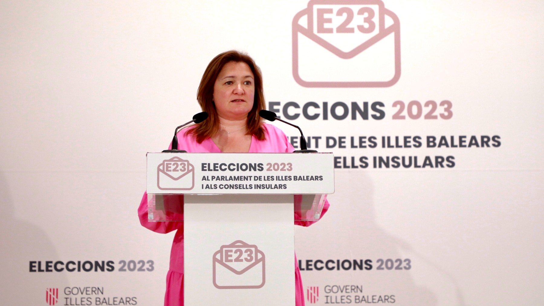 Mercedes Garrido en la comparecencia para informar de la participación en las elecciones hasta las 14.00 horas.