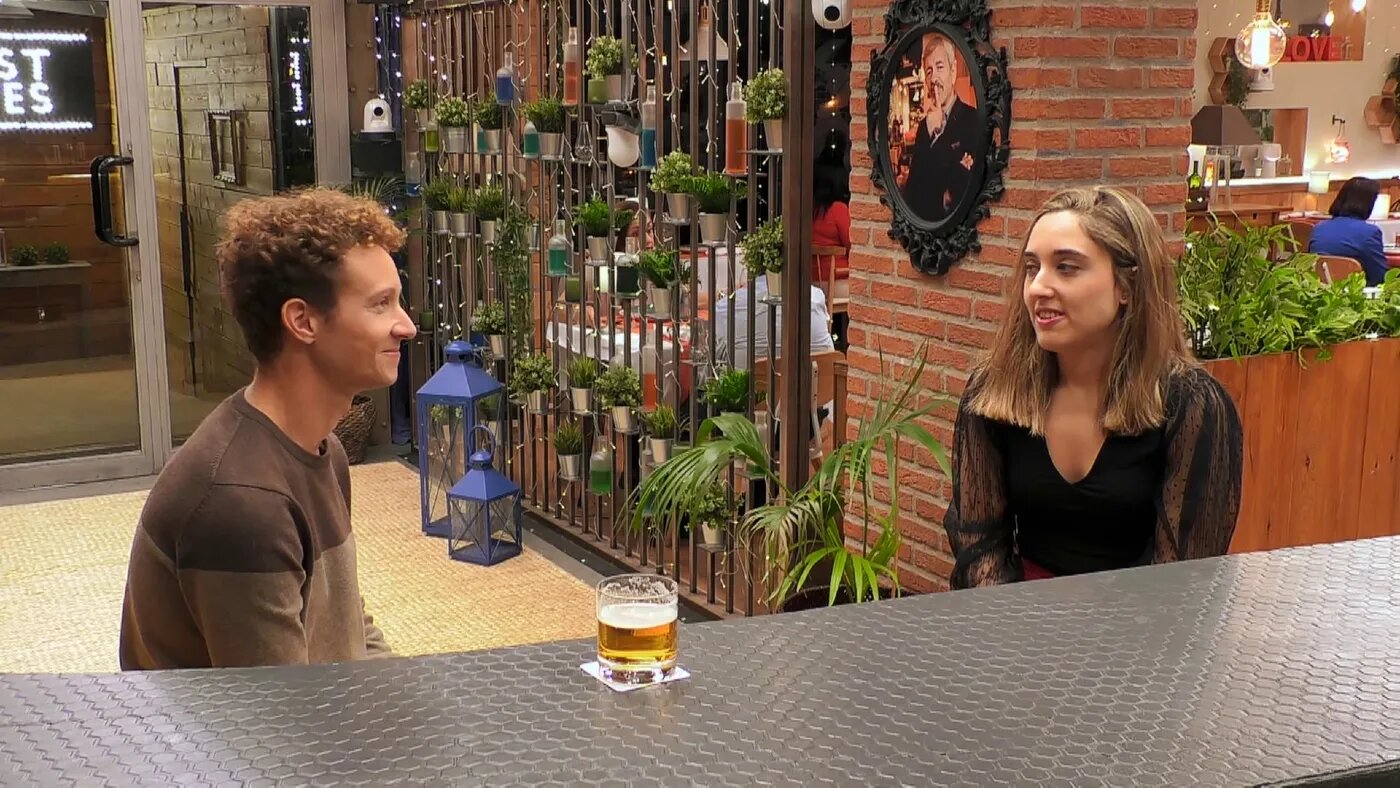 First Dates: Roberto desvela que Alejandro Sanz le rompió una paleta