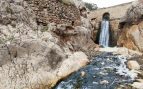 Así es la cascada más curiosa de España que puede visitar cuando quieras: tiene agua salada