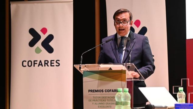 Cofares entrega el Premio ‘Tutor Destacado’ y ‘Erasmus Excelente’ en la Facultad de Farmacia de Albacete  