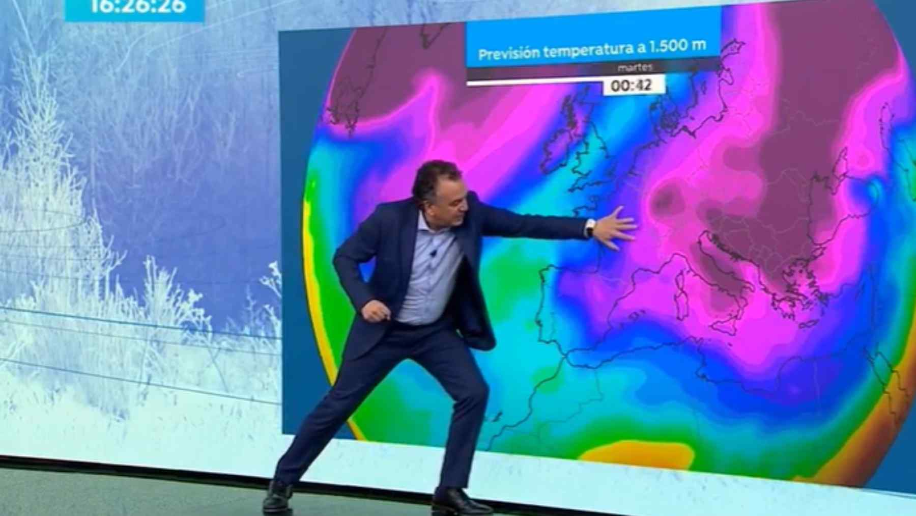 Roberto Brasero adelanta lo que va a pasar con el tiempo esta semana