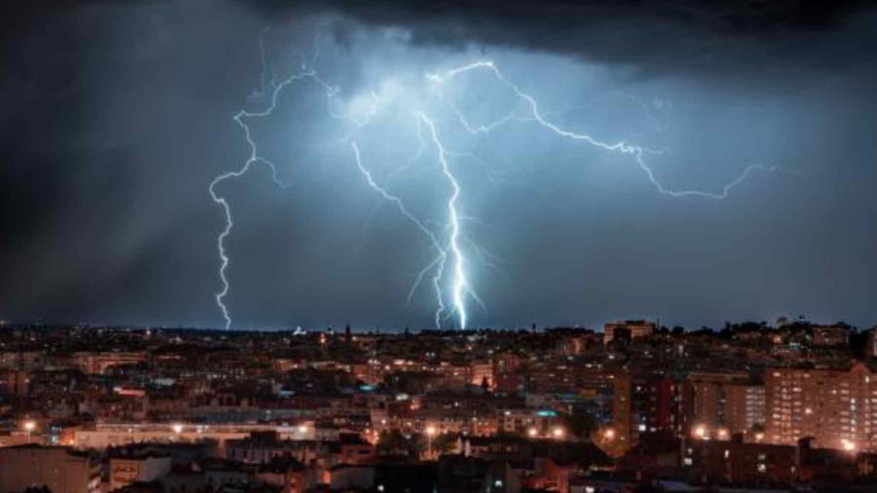 La borrasca Oscar se convertirá en la peor pesadilla de los meteorólogos que han entrado en pánico por lo que está por llegar en España