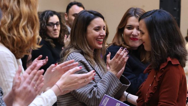 Irene Montero junto a Ione Belarra.