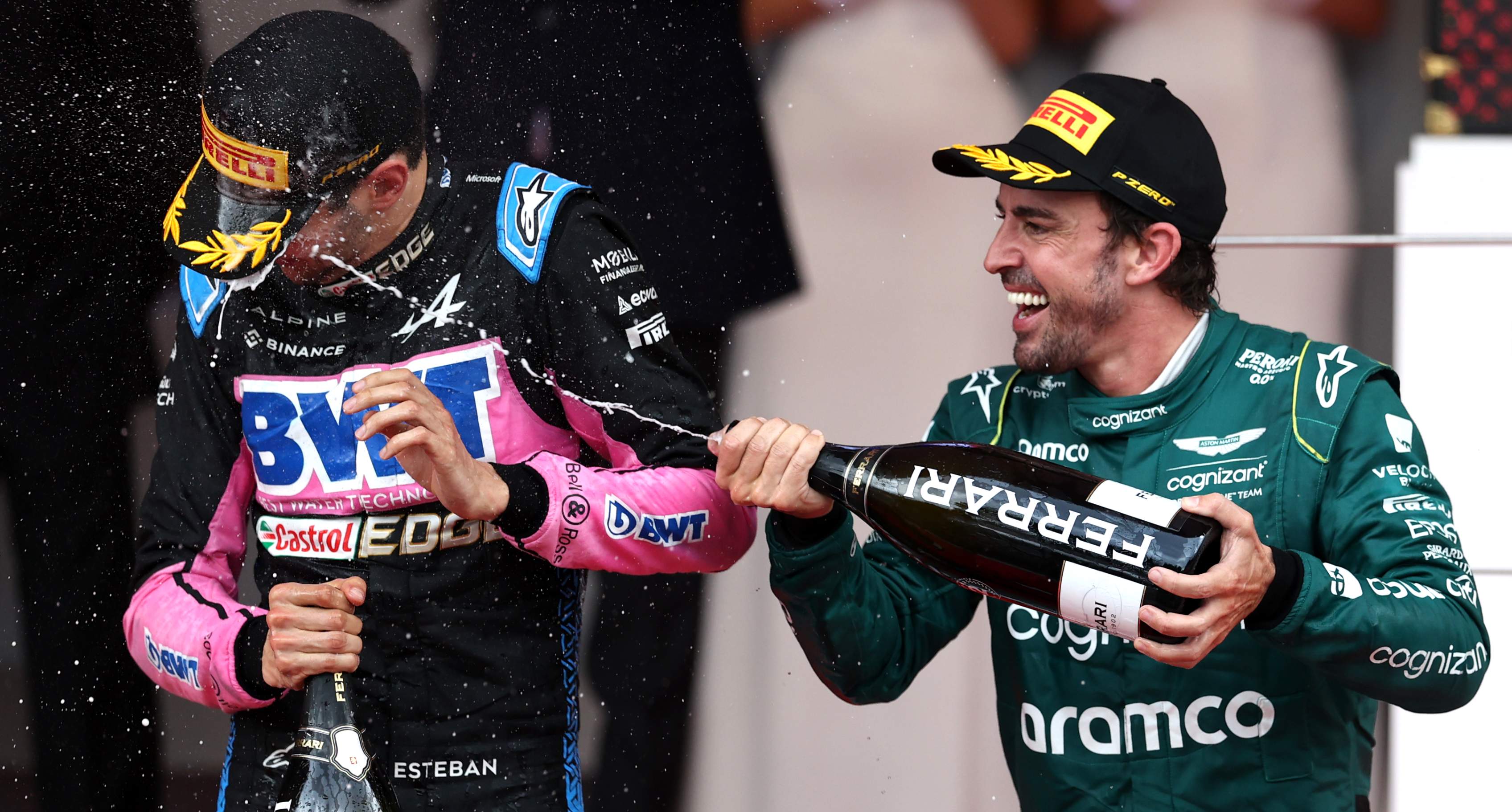 Fernando Alonso y Esteban Ocon en el podio de Mónaco. (Getty)