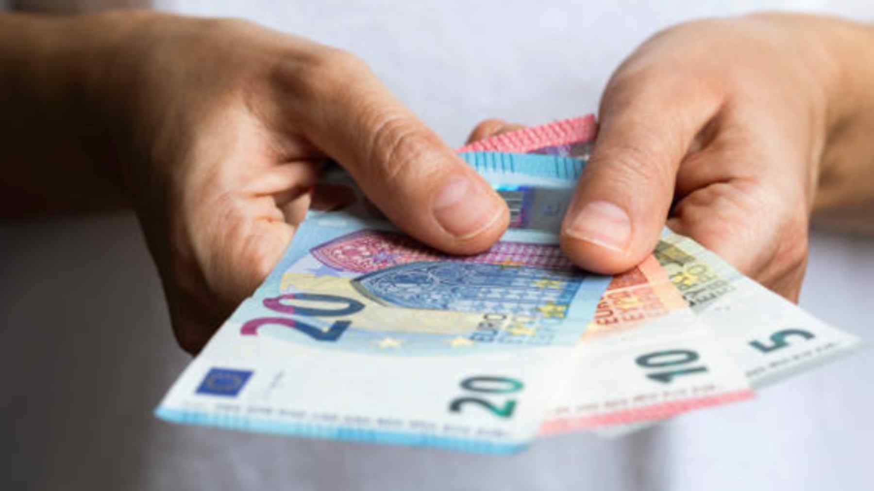 ¿Aun no te ha llegado la ayuda de los 200 euros? Así puedes reclamar
