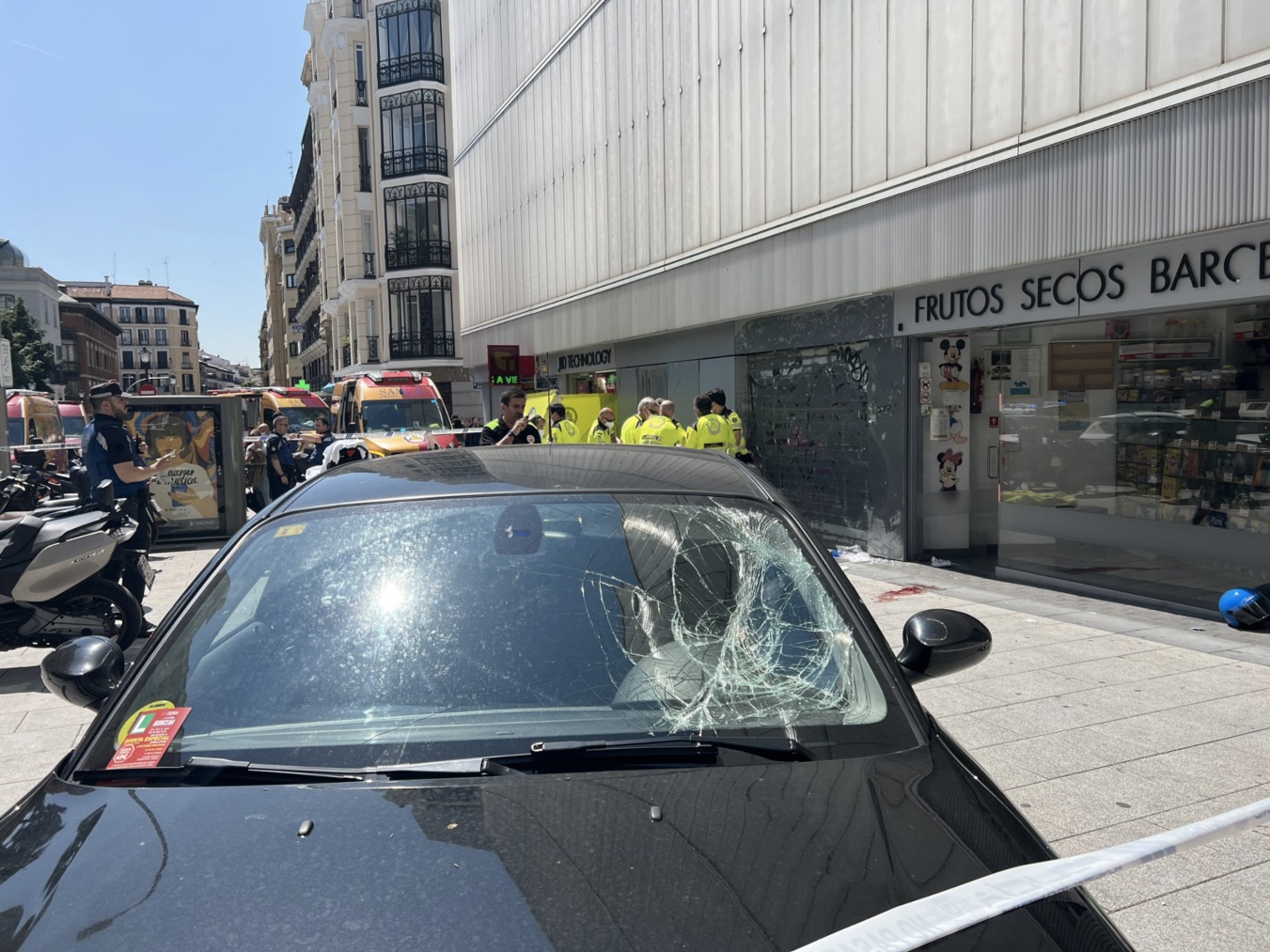 Imagen del coche accidentado (Foto: Emergencias Madrid)
