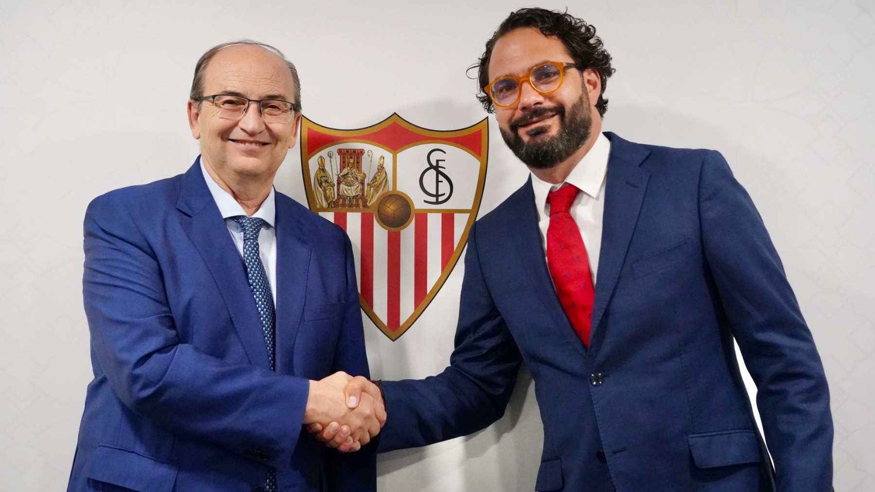 Pepe Castro, presidente del Sevilla, y Víctor Orta, nuevo director deportivo del club. (SevillaFC)