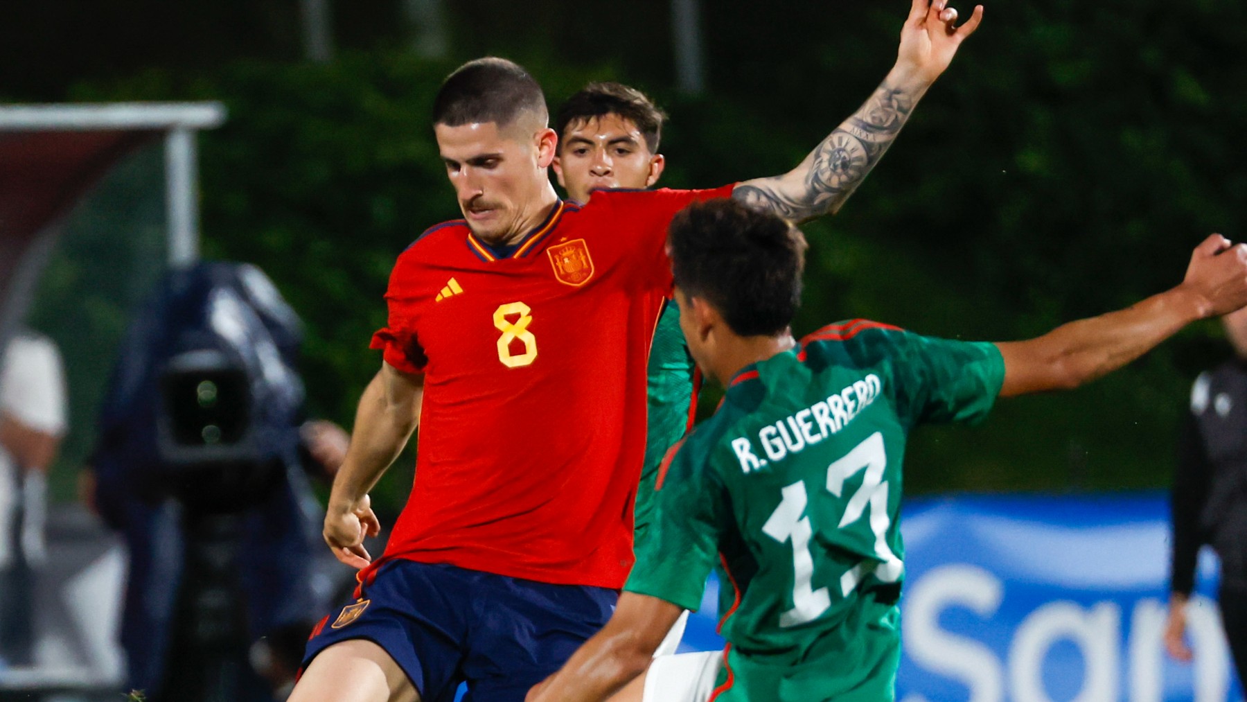 Sancet durante un partido de la selección española sub-21 (EFE)