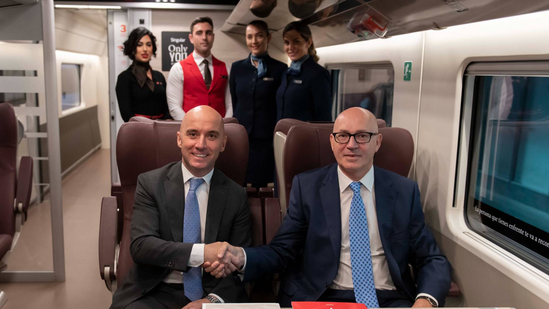 Simone Gorini, CEO de Iryo -izquierda- y Jesús Nuño de la Rosa, CEO de Air Europa.