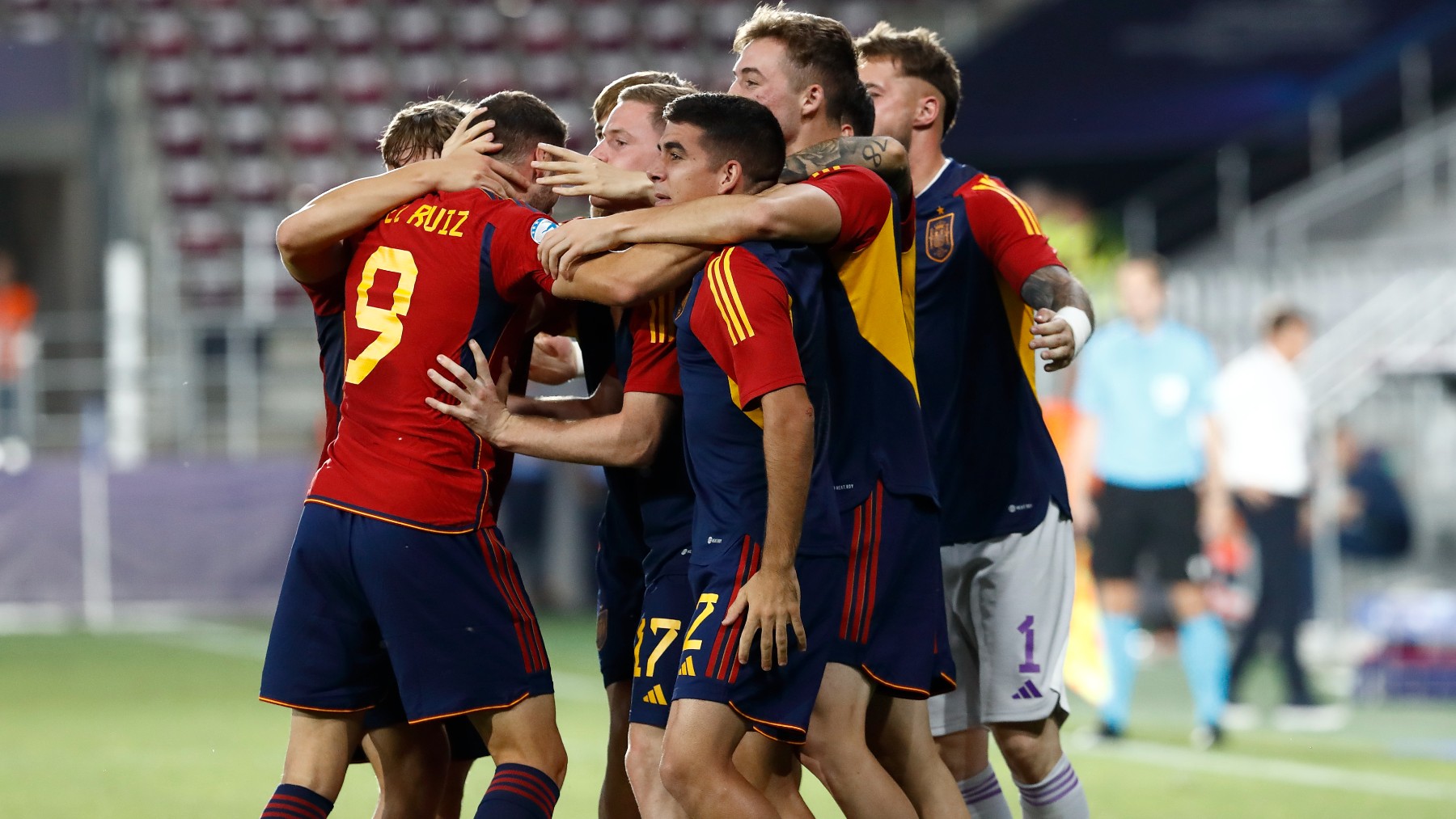 La selección española sub-21 celebra el gol de Abel Ruiz (RFEF)