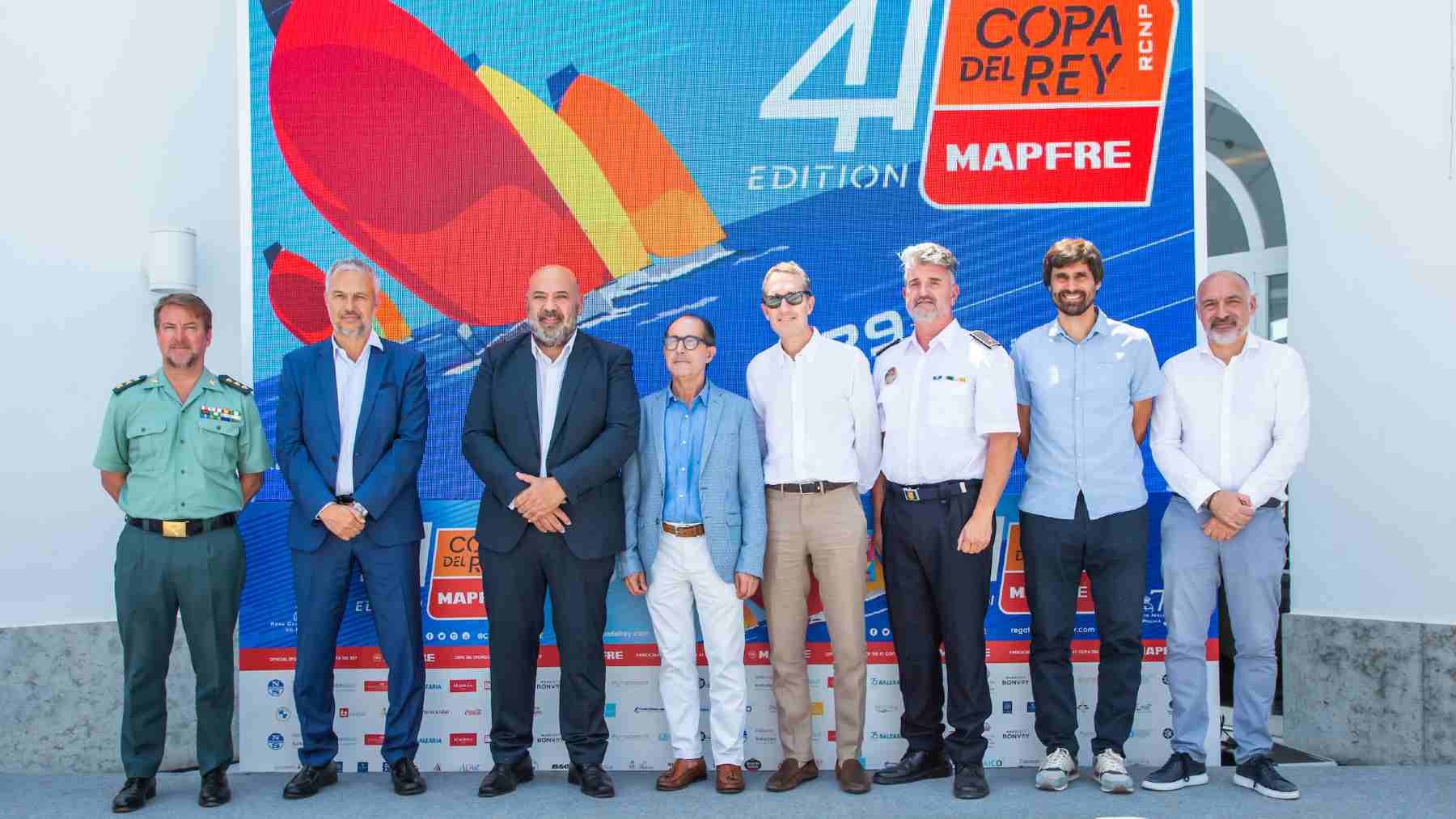 Alejandro Hernández, Joaquim Miró, Jaime Martínez, Emerico Fuster, Jorge Nasarre, Guillem Mascaró, Carles Gonyalons y Andreu Serra, en la presentación. Laura G. Guerra/Copa del Rey MAPFRE