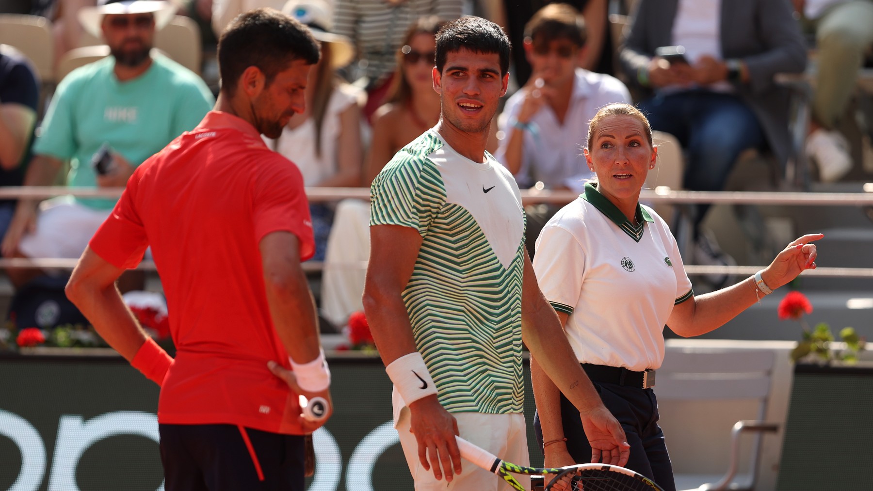 Djokovic y Alcaraz, en su último partido, en Roland Garros. (Getty)