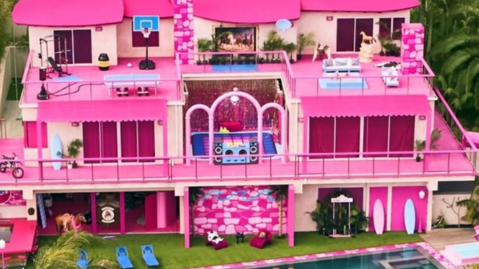 Casa mansion barbie on sale